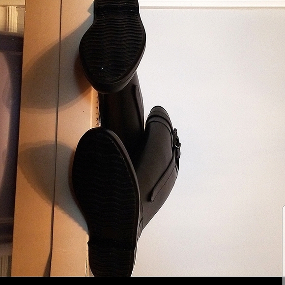 Burberry Rainboots - A:LF Brain R&B - Picture 5 of 7